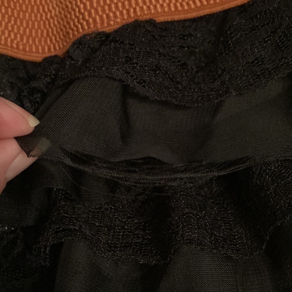 Mint Green | Women’s Ruffled Lace Skirt - Picture 6 of 8